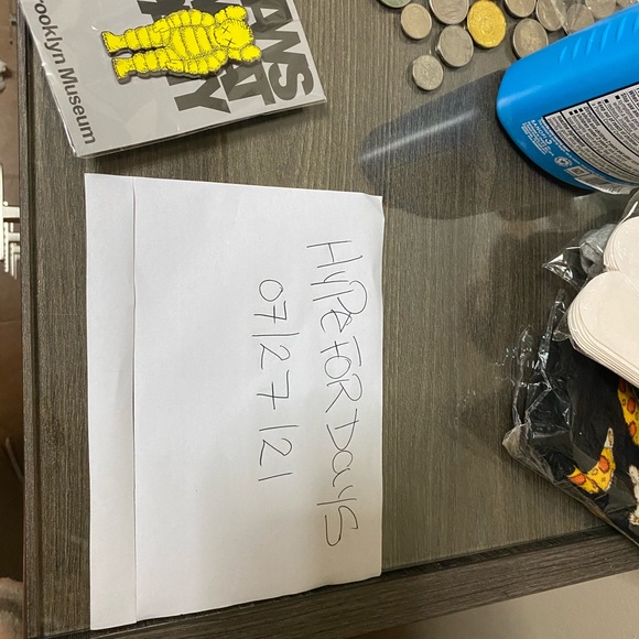 Kaws what party brooklyn museum magnet pin or key - Picture 6 of 8